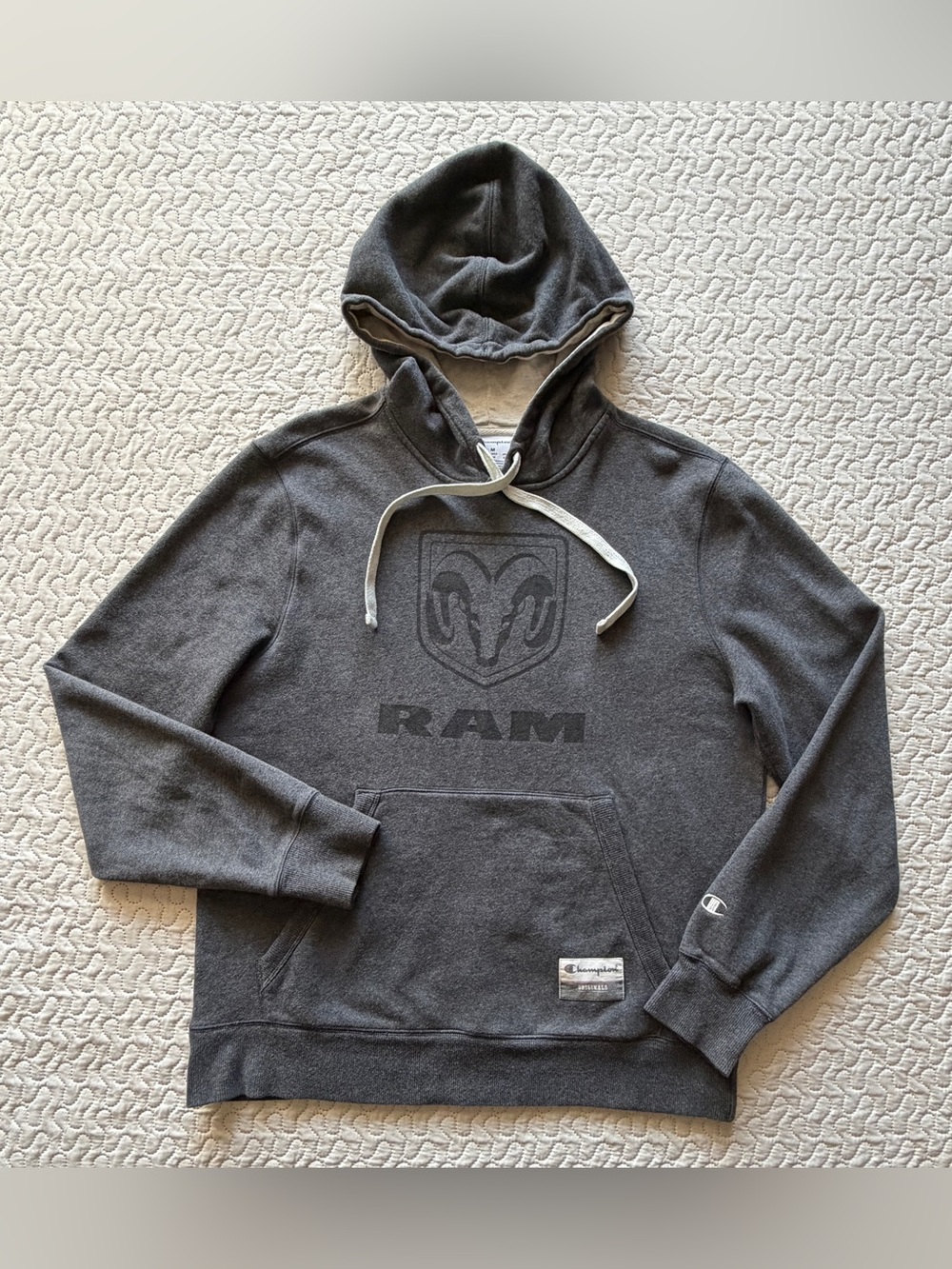 Champion RAM Trucks Men’s Medium Gray Pullover Hoodie Dodge Logo 2017